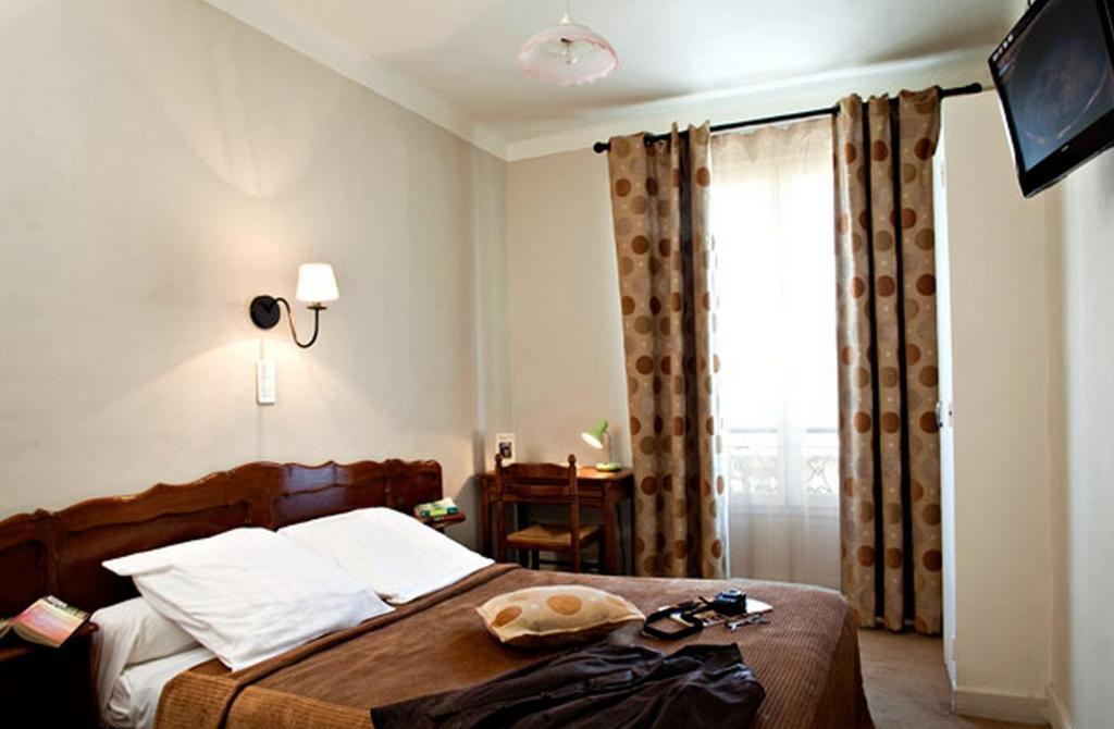 Hotel De Verdun Ницца Экстерьер фото